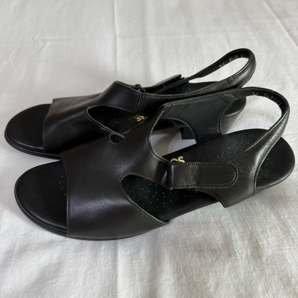 SAS 9.5S Suntimer Black Sandals Open Toe Tri Pad Comfort Shoes USA Heel Strap - Picture 8 of 8